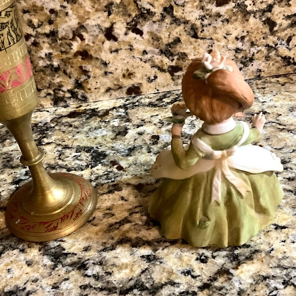 Lefton China Vintage Hand Painted Green Dress Girl Figurine Decor - Picture 5 of 5